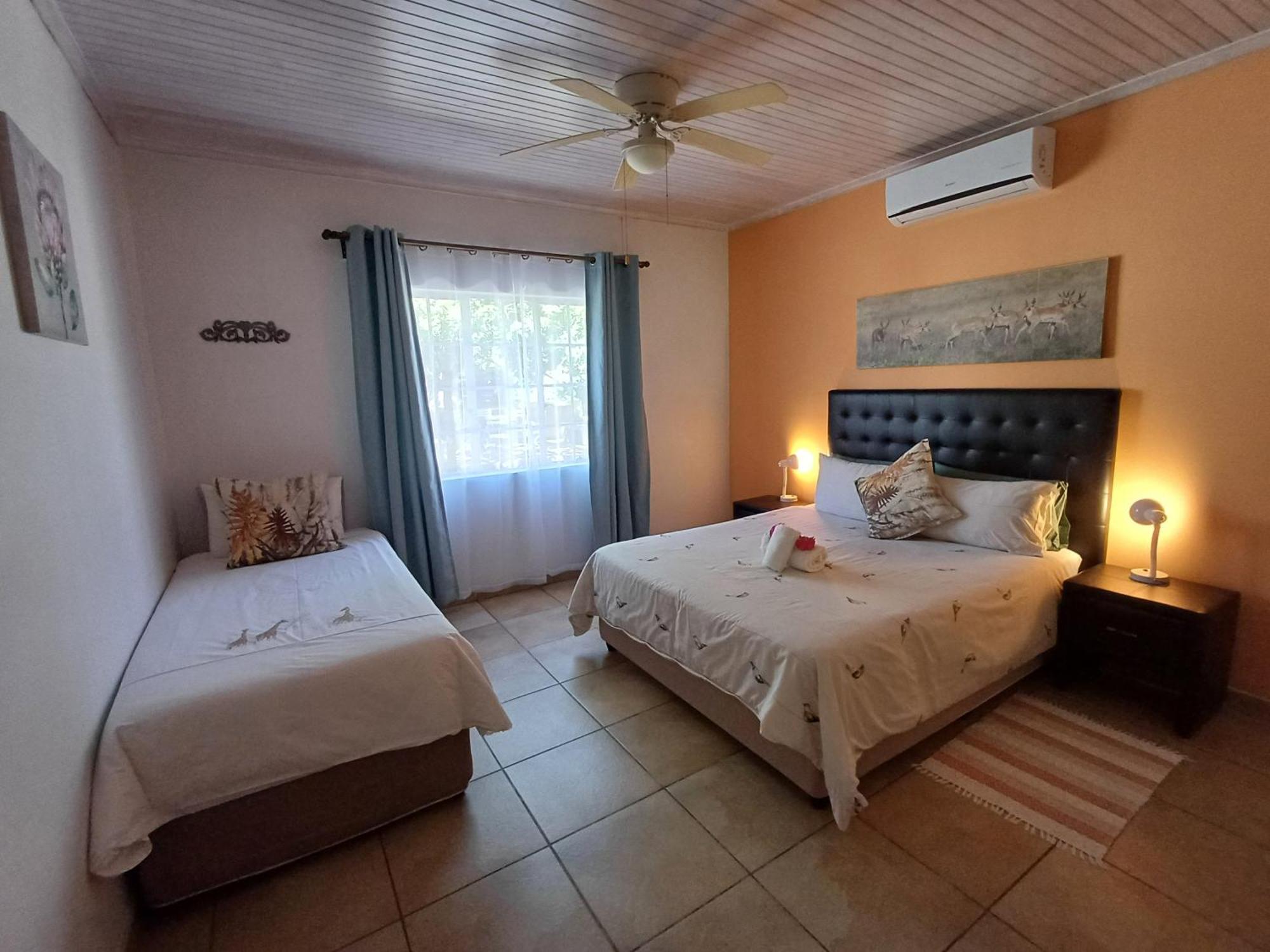 Capbon Guesthouse Windhoek Exterior photo